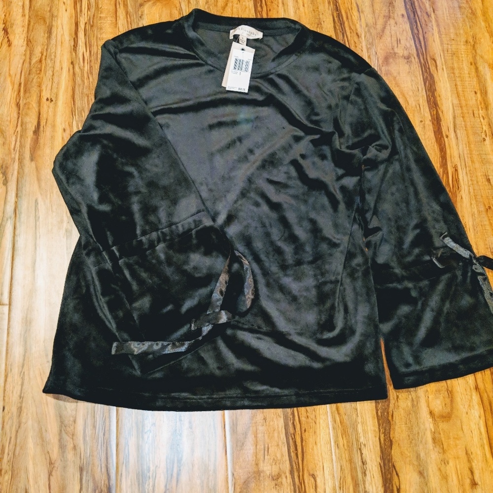 Philosophy "velvet" pullover w/ bell sleeves